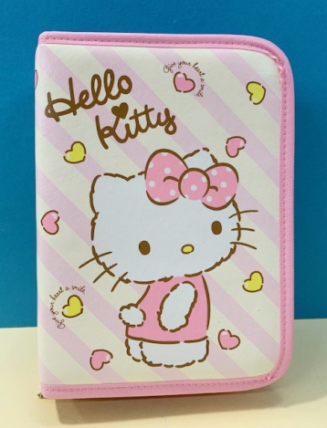 【震撼精品百貨】Hello Kitty 凱蒂貓~Sanrio HELLO KITTY多功能收納包-條紋心#58057