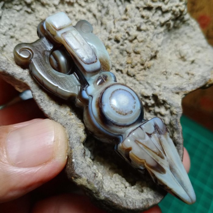 ⭕️ 台湾の上肯購入　高品質【三眼天珠】　本物瑪瑙石保証品‼️ 50000円以上の品 ⭕️ 台湾の上肯購入 高品質【三眼天珠】 本物瑪瑙石保証