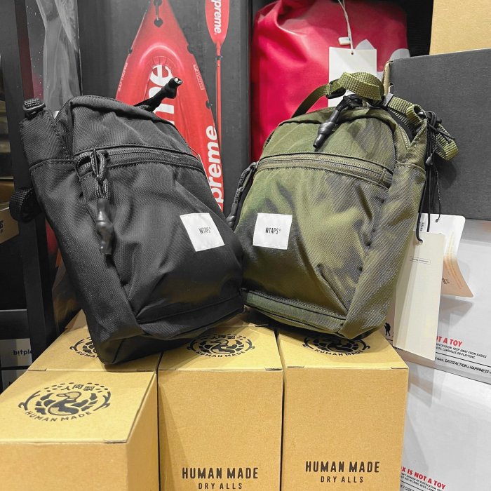 美品　wtaps 22ss RECONNAISSANCE / POUCH 22ss wtaps RECONNAISSANCE /POUCH /