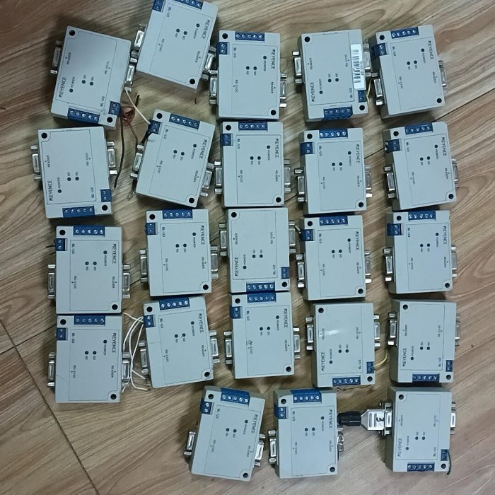 【三和電腦配件店】二手拆機 KEYENCE 基恩士 BL-U2 條碼讀取器 成色好，功能包好，  實物如圖,一個角那里有磨到，共23個單價