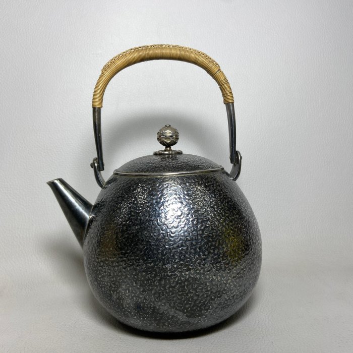 古玩輕鬆拍】古日本時代頂級煎茶道具☆一東齋造落款純銀七寶珠摘槌目梨