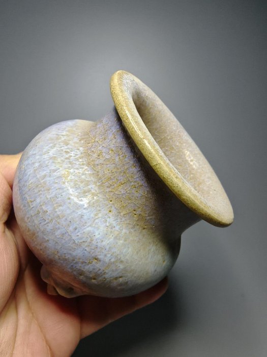 宋金鈞窯三足香爐宋代瓷器古玩瓷器高器釉水肥厚溫潤釉質細膩非常難得