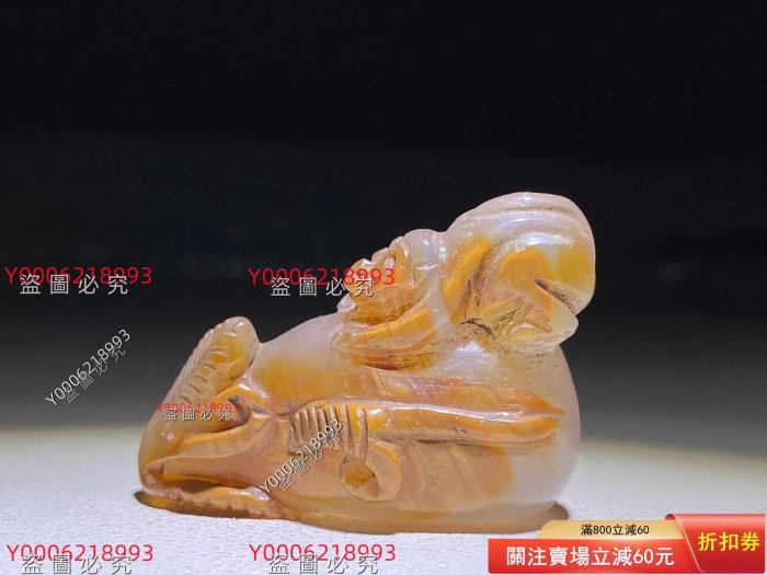 天然瑪瑙 細工彫刻 小僧童子居眠り 瑪瑙 根付　 置物 文房具 中国古玩骨董 老瑪瑙巧色巧雕猴子手把件，原皮原色，雕工精細，造型逼真。適合收藏與