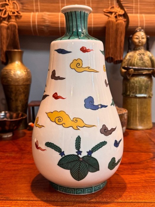 嚴選中古日本九谷窯鳳凰花瓶，手工精製典藏級品，紅黃綠彩繪祥雲紋