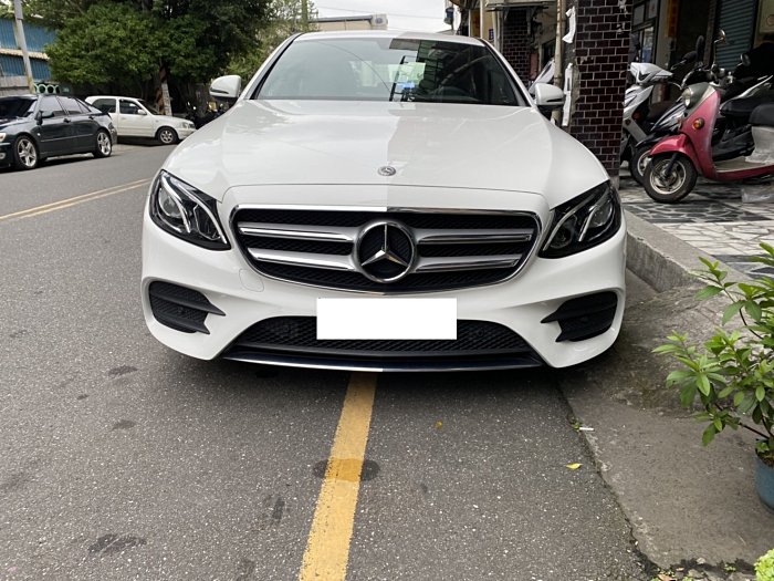 誠意出售 2016 E300 車況我把關你負責喜歡 己認證完成