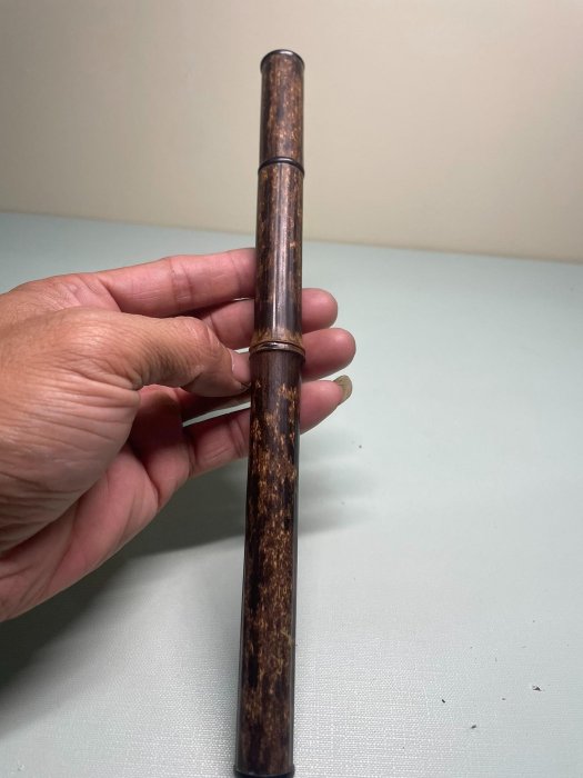 日本回流老紫斑竹香筒， 竹制老香筒包漿自然，顏色深淺不一， 做工精細