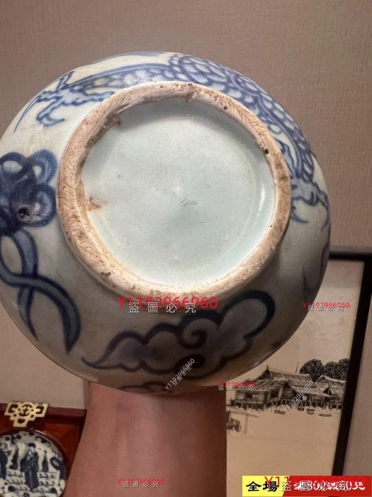 69.李朝染付花文壺（陶器製）直径12cm 高さ10cm 69.李朝染付花文壺（陶器製）直径12cm 高さ10cm染付八面取壺 李朝時代