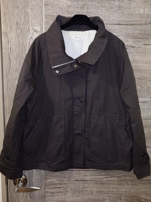 HAZZYS 外套(A102)