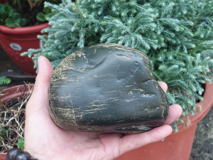 能量礦石§ 新疆和田玉和闐玉且末縣羊脂和田玉1587g 編號05 | Yahoo拍賣