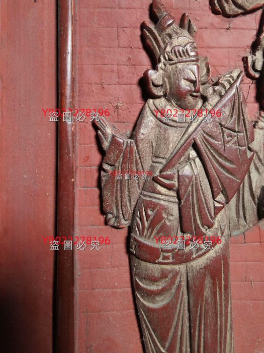 清代東陽工朱紅描金老木雕人物花板，穆桂英和楊宗保，一片身穿鎧甲一片