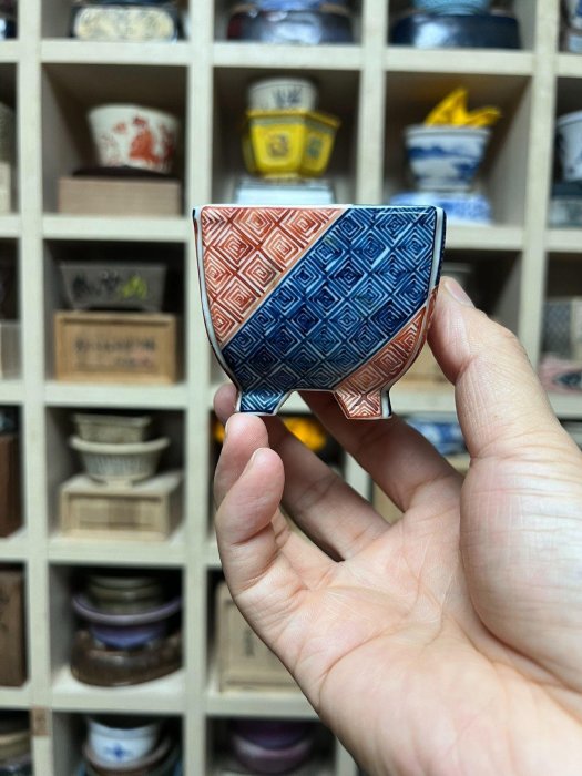 嚴選日本盆早期名匠「尾張裕峰」六角紋樣手繪藝術盆，尺寸6.5x5.3cm