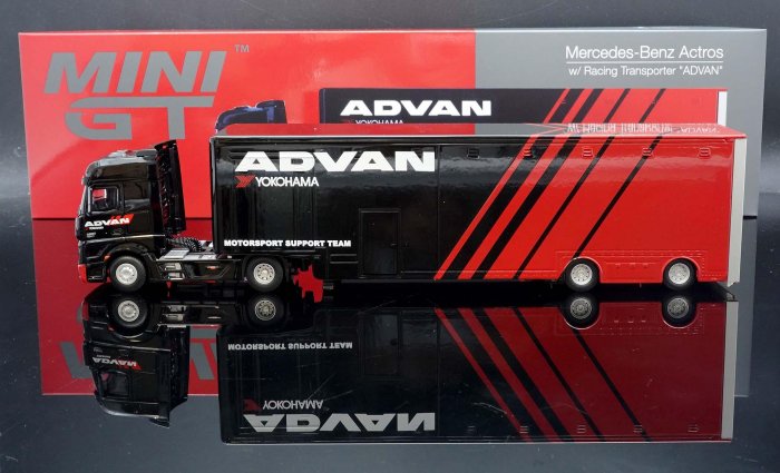 MASH 現貨特價Mini GT 1/64 Mercedes-Benz Actros Advan運輸車左駕#741