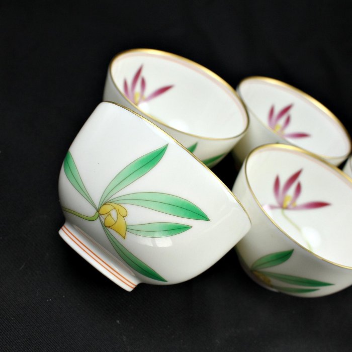 桑園の】稀有美品~日本香蘭社雙色蘭花薄胎美瓷提樑壺湯吞1壺5杯高級
