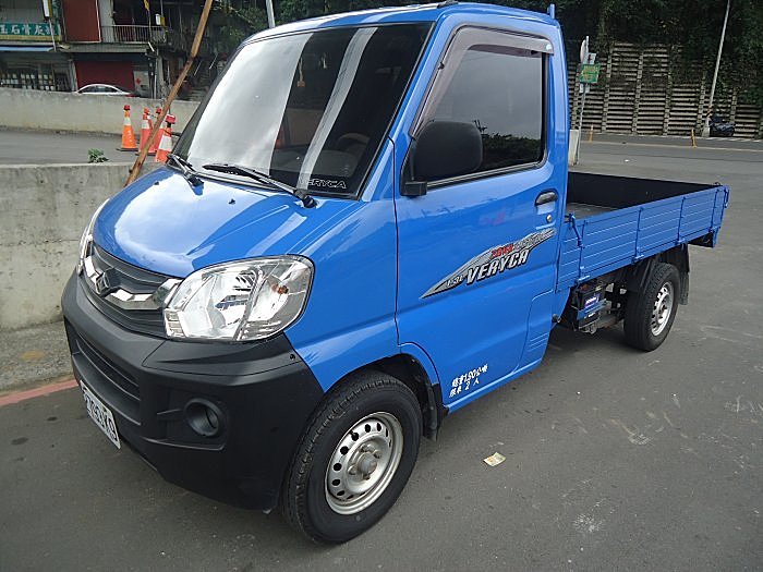 自售2019年1.3c手排菱利貨車引擎讚非常好開198000元可貸款