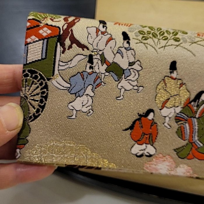 日本浮世繪西陣織古代葵錦錢包手包尺寸：19x9.5cm保存品未使用帶原裝木