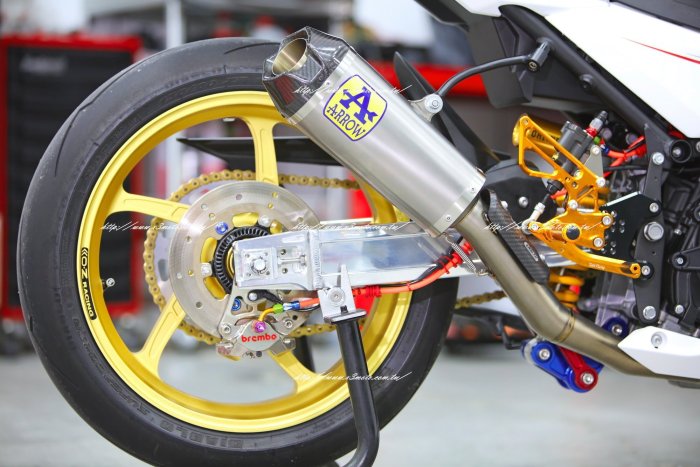 KAWASAKI NINJA400 忍者400 Z400 卡鉗轉接座 BREMBO CNC 卡鉗座 卡鉗下移座 18+