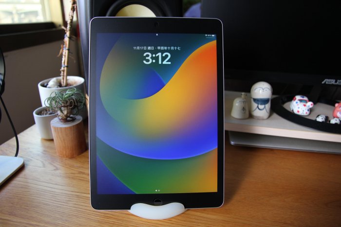 二手 iPad 9代 64G WiFi版 95成新 2023購買 電池100% 2021出廠 10.2吋
