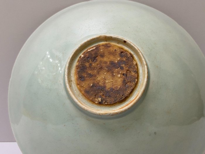 宋湖田窯影青古董碗，品相優良，尺寸精確7.4公分，口徑達21.5公分