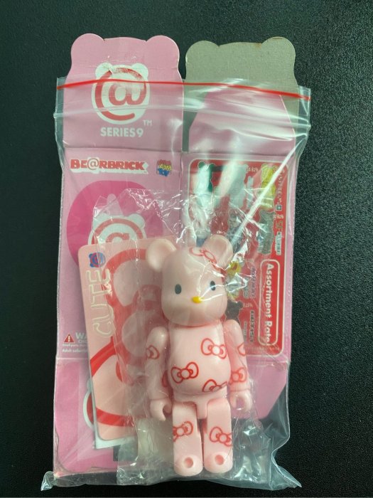 BE@RBRICK 第九代Bearbrick 9代CUTE 粉紅色HELLO KITTY 凱蒂貓100