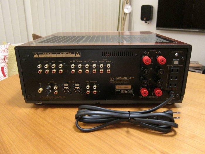 LUXMAN　L-540 Luxman L-540 Japanese Integrated Amplifier in Excellent