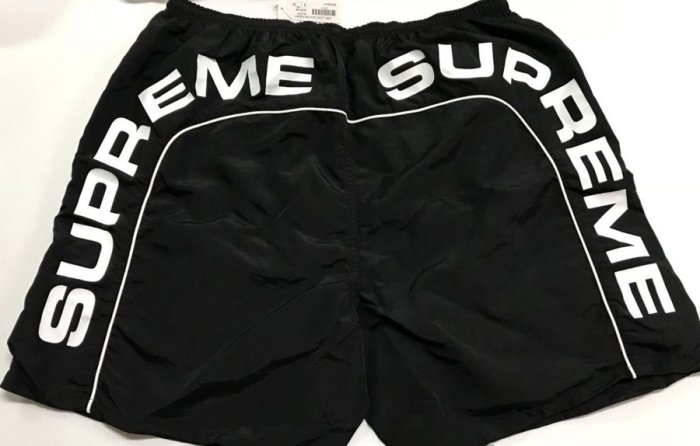 超搶手】全新正品2018 SS Supreme Arc Logo Water Short 字體