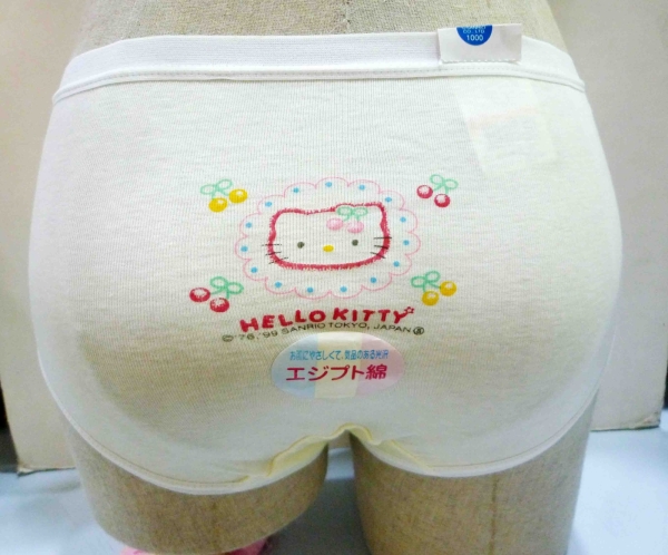 【震撼精品百貨】Hello Kitty 凱蒂貓~KITTY內衣褲-內褲-黃花圈-160CM