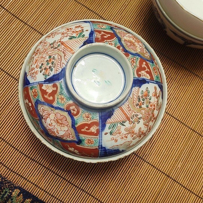 嚴選日本回流伊萬里風格陶瓷蓋碗，手繪赤彩花卉開窗，胎質細膩釉面光亮