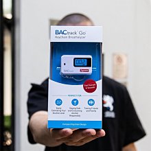 Supreme BACtrack Go Keychain アルコール測定器 Amazon.com: BACtrack Go Keychain Breathalyzer (Black