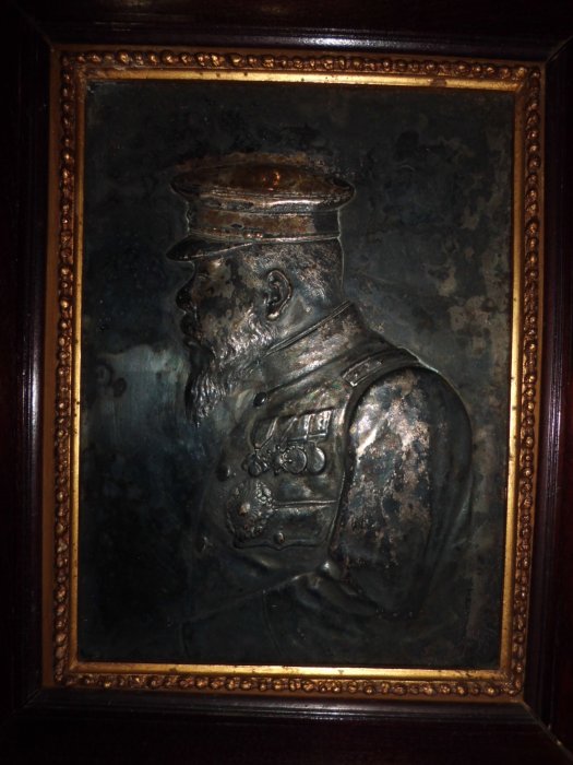 海野美盛謹作　明治天皇御尊影　額　　箱入り　　彫刻　海野美盛 海野美盛謹作 明治天皇御尊影 / 古本、中古本、古書籍の通販は