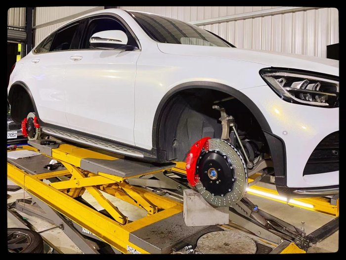 全車霸 BREMBO ZL1 大六活塞 後四活塞 雙卡鉗 Benz W235 GLC200 GLC300 GLC43