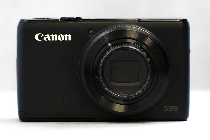 【台南橙市3C】Canon PowerShot S95 CCD大光圈 4級防震 HD錄影 數位相機 二手相機 #100096