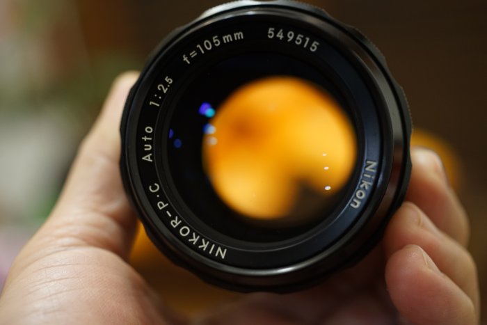 售】Nikkor-PC 105mm F2.5阿富汗少女鏡已上原廠Ai套件加購轉Sony E 口