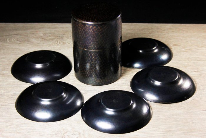 桑園の】玉川堂系紫金銅鎚起銅器清穗堂茶器818g 波浪鉚釘茶筒茶罐茶托