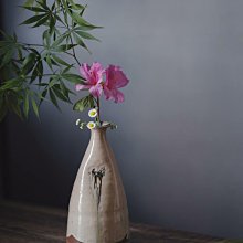 日本古美術唐津燒名家鏡山窯井上東也作花瓶侘寂風花器花入手捏手作非常