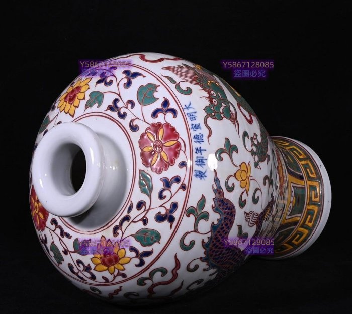 大明宣德年製　五彩描金 梅瓶 龍文 琺瑯彩 壺 骨董品 古美術品　 旧家蔵出し 大明宣德年制五彩龍紋梅瓶，高30×21釐米500168 青花五彩琺瑯彩【老窯堂