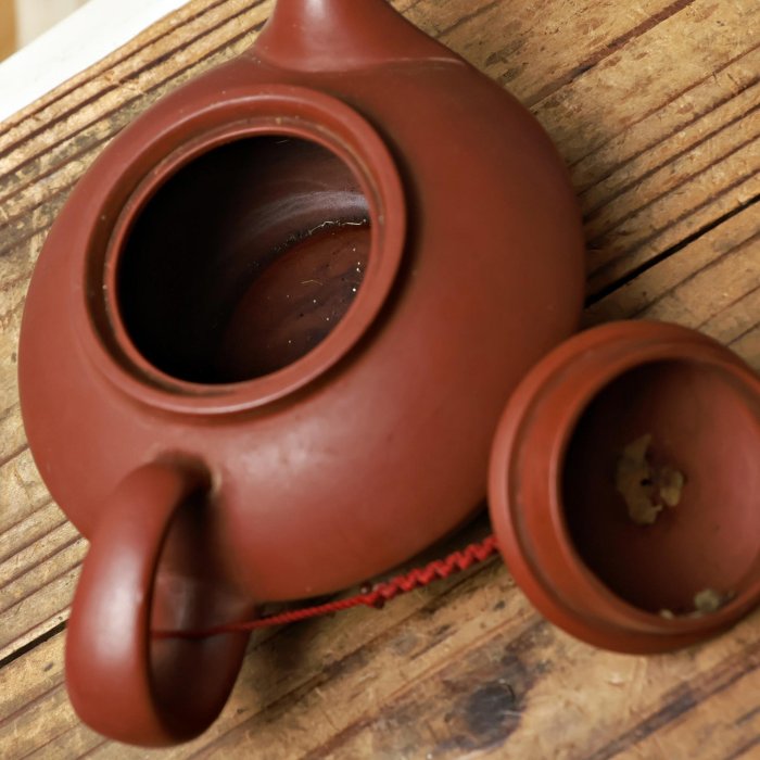 桑園の】早期壺紫砂朱泥一帆風順壺泡茶壺底款:寶成茗壺(委託品) T 4154