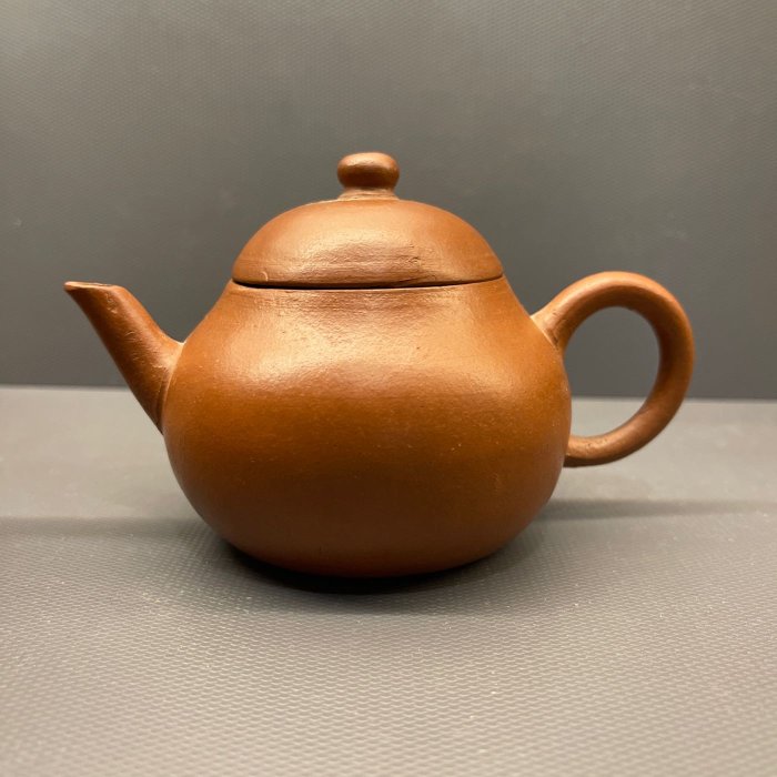 乾隆年製　朱泥茶壺 清代古壺(朱泥)(作者:乾隆年製) | Yahoo拍賣