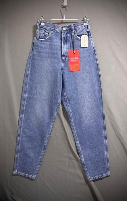 Levi’s red highloose taper 全新 高腰寬鬆錐形牛仔褲 軟單寧錐形褲 女 w25 150/64A