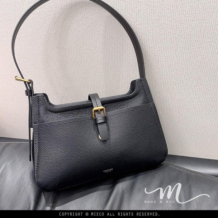 𝐌𝐢𝐞𝐜𝐨・澳洲Oroton 真皮牛皮 簡約皮帶釦單肩包 腋下包 馬鞍包