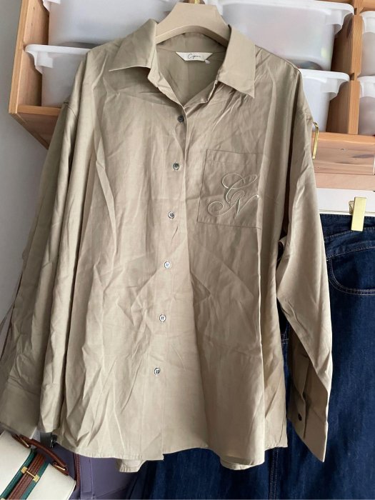 韓國 🇰🇷 Copiner 刺繡 襯衫