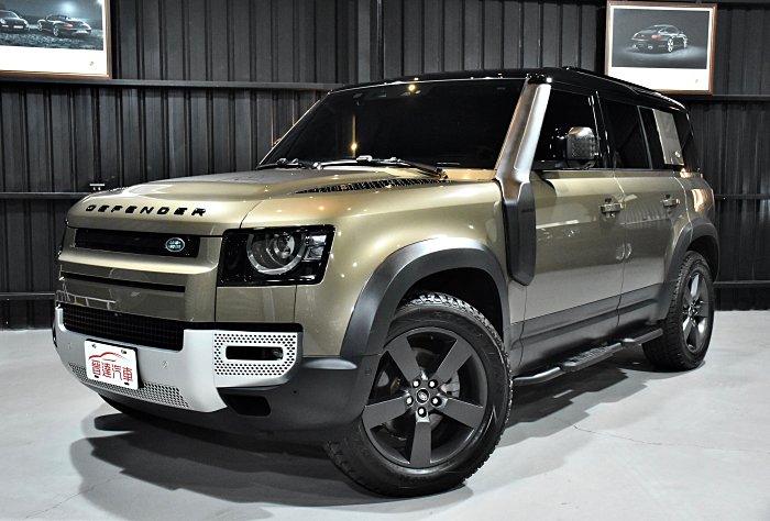 【晉達】2022 Defender 110 P300 總代理 英訂選配(謝謝)