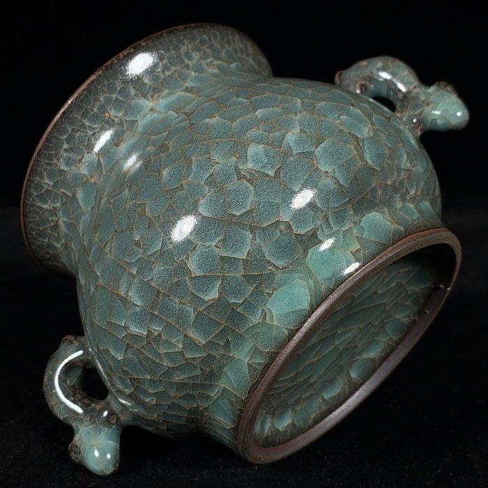 宋官窯冰裂紋雙耳爐，高7.5直徑12cm，200341 瓷器官窯汝窯【古雲