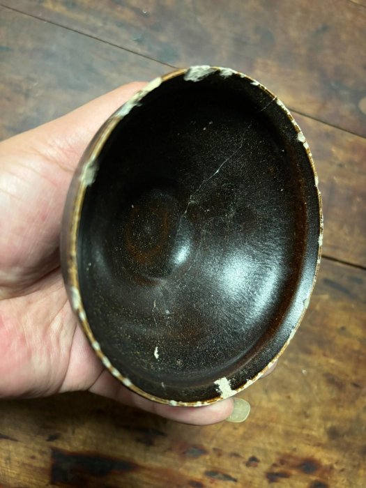 宋代江西吉州窯黑釉天目盞茶盢，器型端正，尺寸精巧，手工考究。經典深