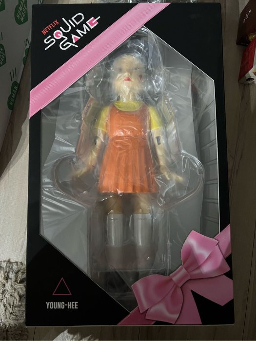 SQUID GAME “YOUNG-HEE” VINYL FIGURE 魷魚遊戲123 木頭人全球限量版