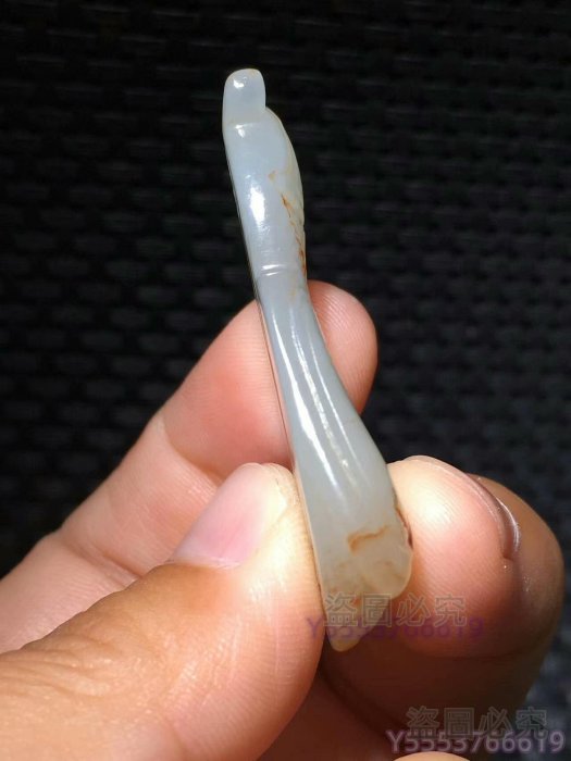 和田玉古玉白玉蟬掛件玉質溫潤細膩雕工精致蟬形生動造型優美頭部圓潤