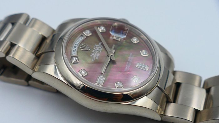 【美好時光】ROLEX勞力士白金Daydate 118209原裝黑貝母十鑽(大顆鑽石)釋出!盒單全美品( 18239 118239參考)