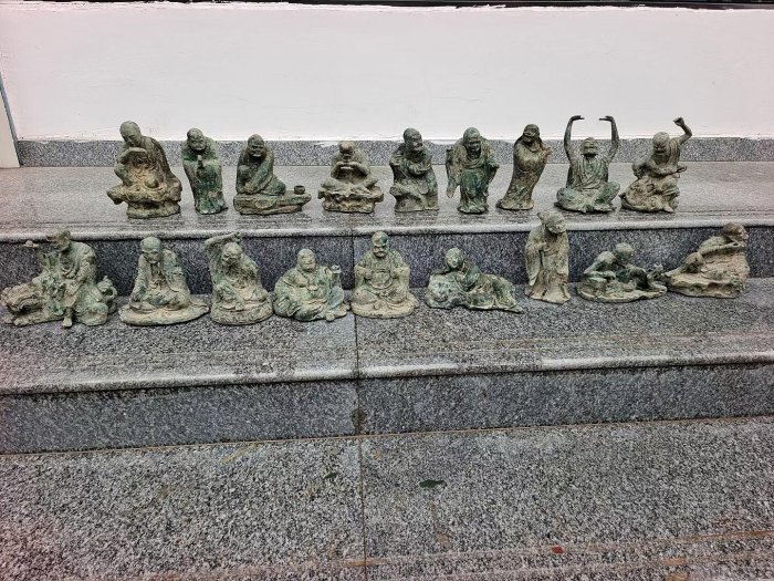 青銅器十八羅漢全如圖包漿老銹色入骨造型栩栩如生懂的來，標，私聊我