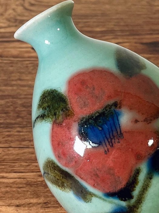 日系中古藝術品成良仁創作青瓷釉里紅小花瓶精雕獨一件標準單只裝運