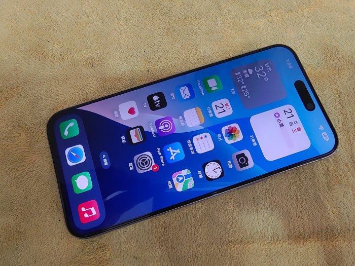 台灣Apple二手機 鈦色 iPhone 15 Pro Max 256G 台灣過保固2024/10/16 聯翔通訊※換機優先