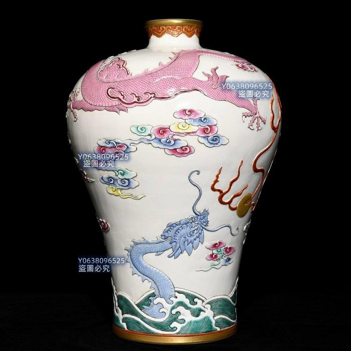 清乾隆粉彩浮雕鎏金蒼龍教子紋梅瓶，高33cm直徑22cm，編號31 粉彩琺瑯